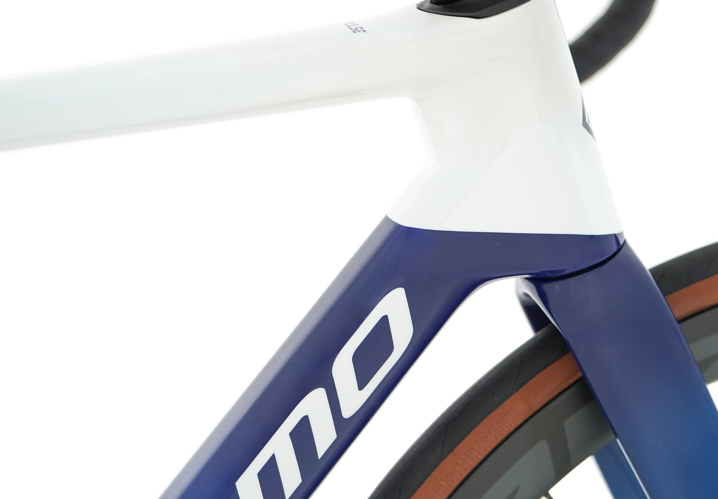 Megamo - PULSE 05 - Shimano Ultegra Di2 - (2025)