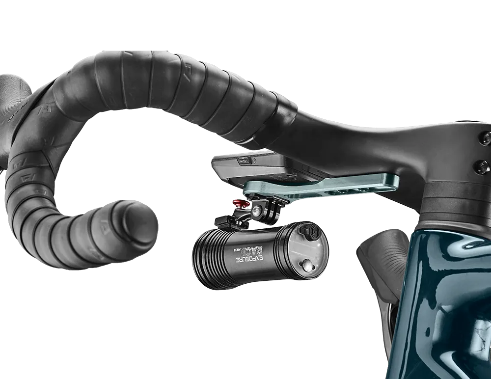 FARA Cycling - F/ computer mount w/ GoPro Mount - Deep Silver - Nuremberg, Germany - Side view on bike