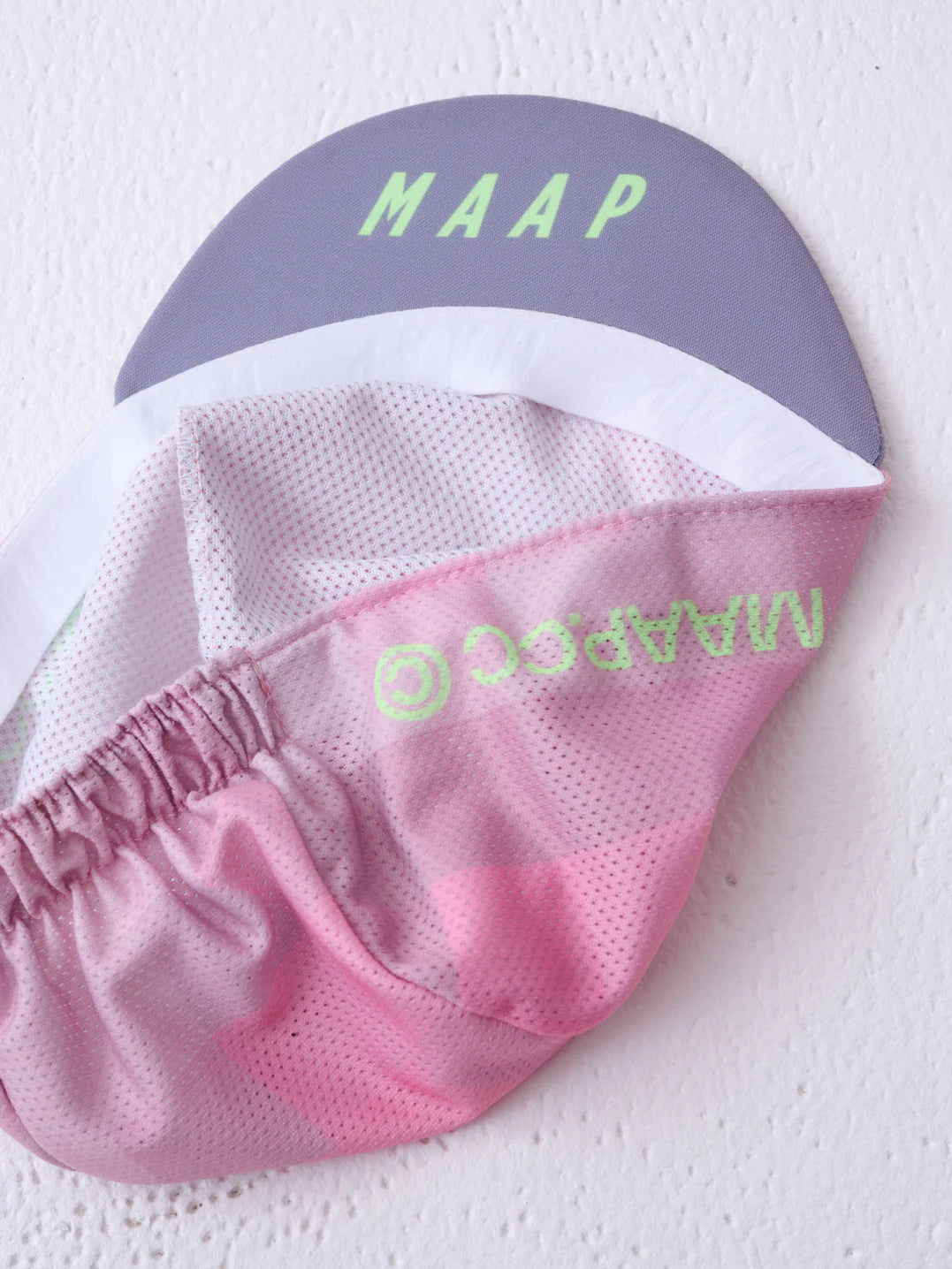 MAAP - Blur Cap - Rosa Fluoro - Nuremberg, Germany - Folded view