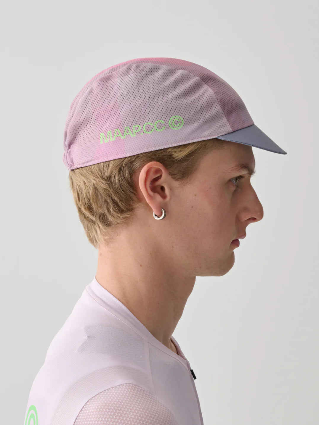 MAAP - Blur Cap - Rosa Fluoro - Nuremberg, Germany - Side view on model