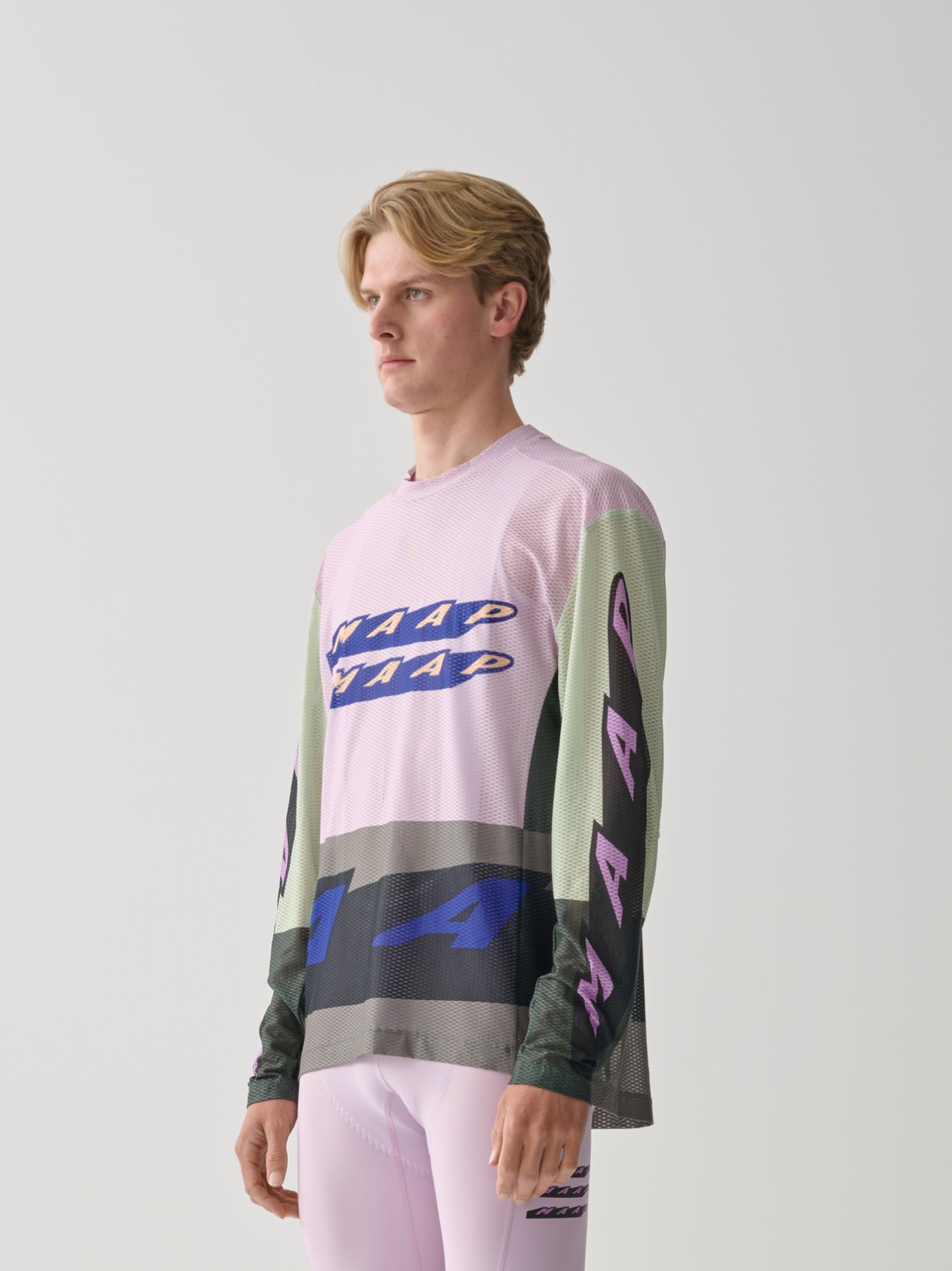MAAP - Evade X LS Mesh Tee - Blitz - Nuremberg, Germany - Side view on model