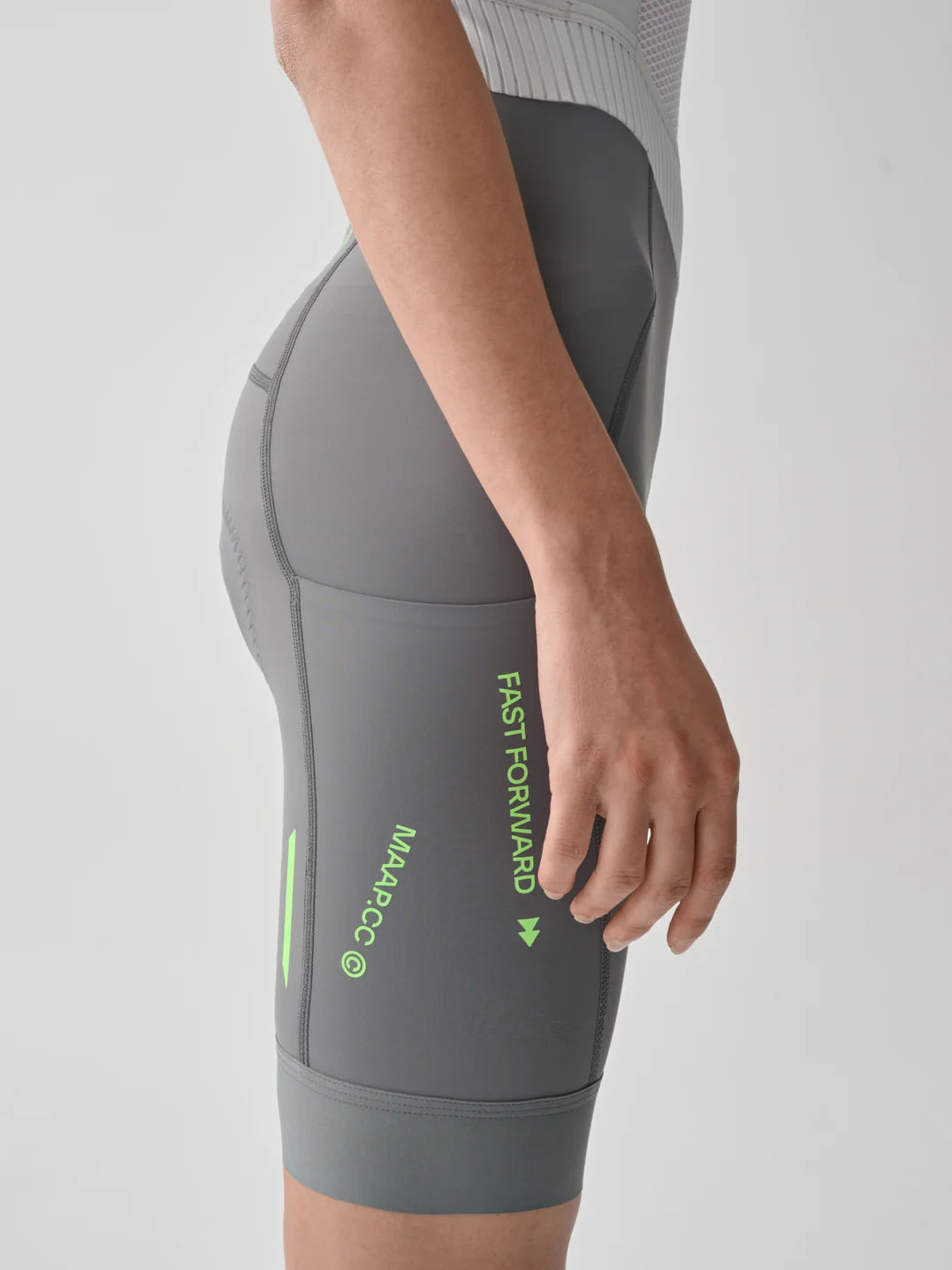 MAAP - Women's Blur Team Bib Evo Cargo - Shadow - Nuremberg, Germany - Side view