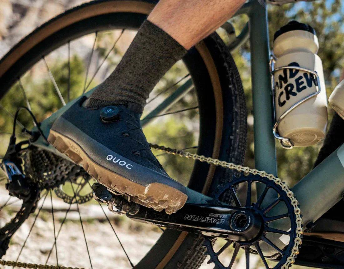 QUOC - Gran Tourer ll Cycling Shoes - Black Gum - Nuremberg, Germany - Side view on model