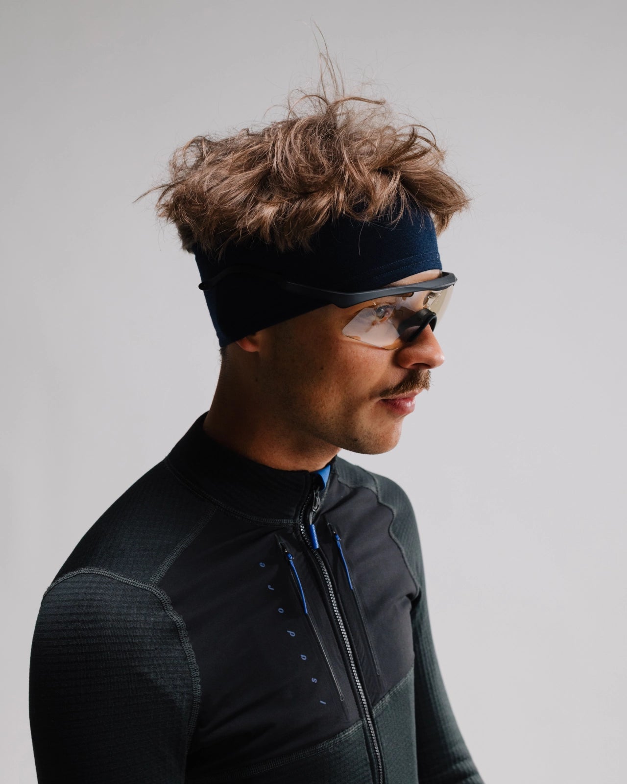 ISADORE - Merino Headband - Dark Blue -  nuremberg, germany 3