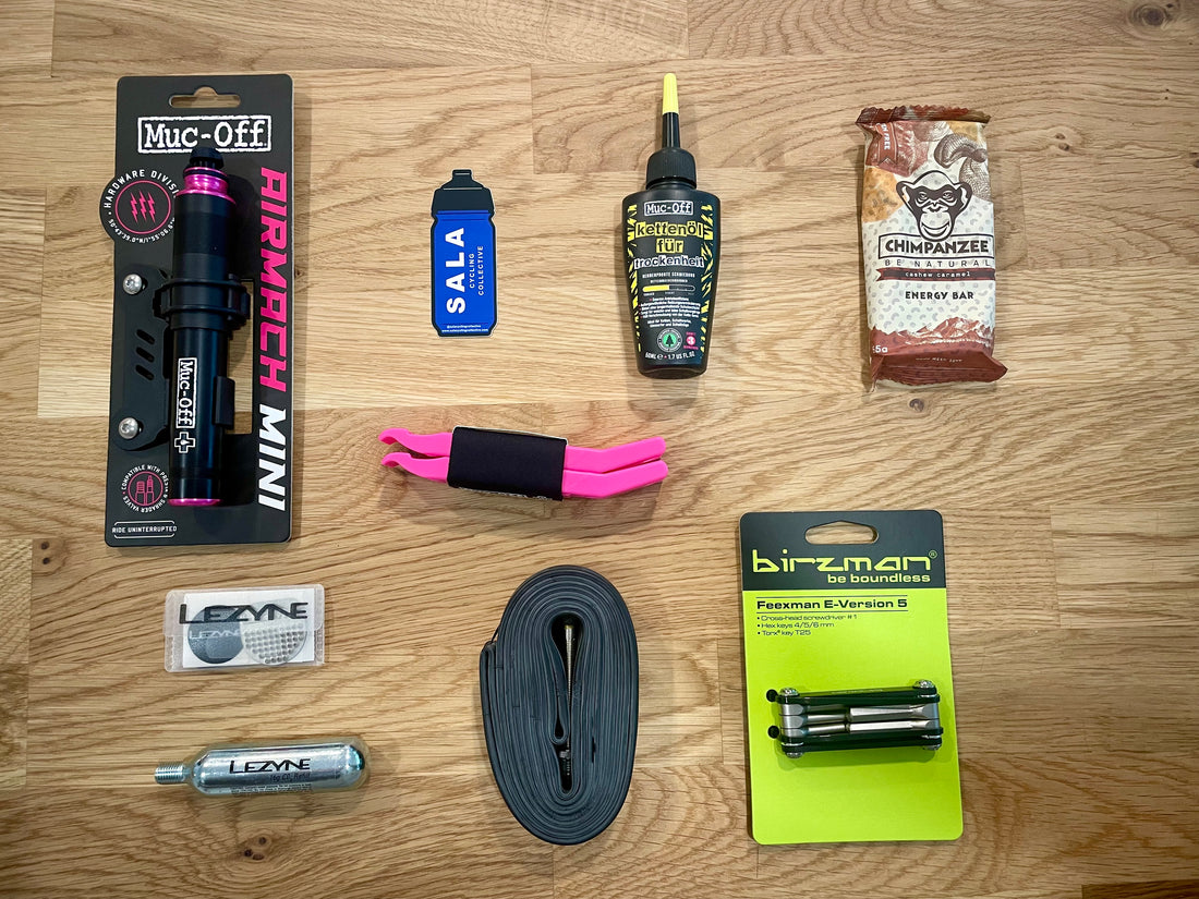 How to prepare for a road cycling ride - Tire levers, chain oil, energy bars, air pump, tire patch, inner tube, multi-tool, air cartridge