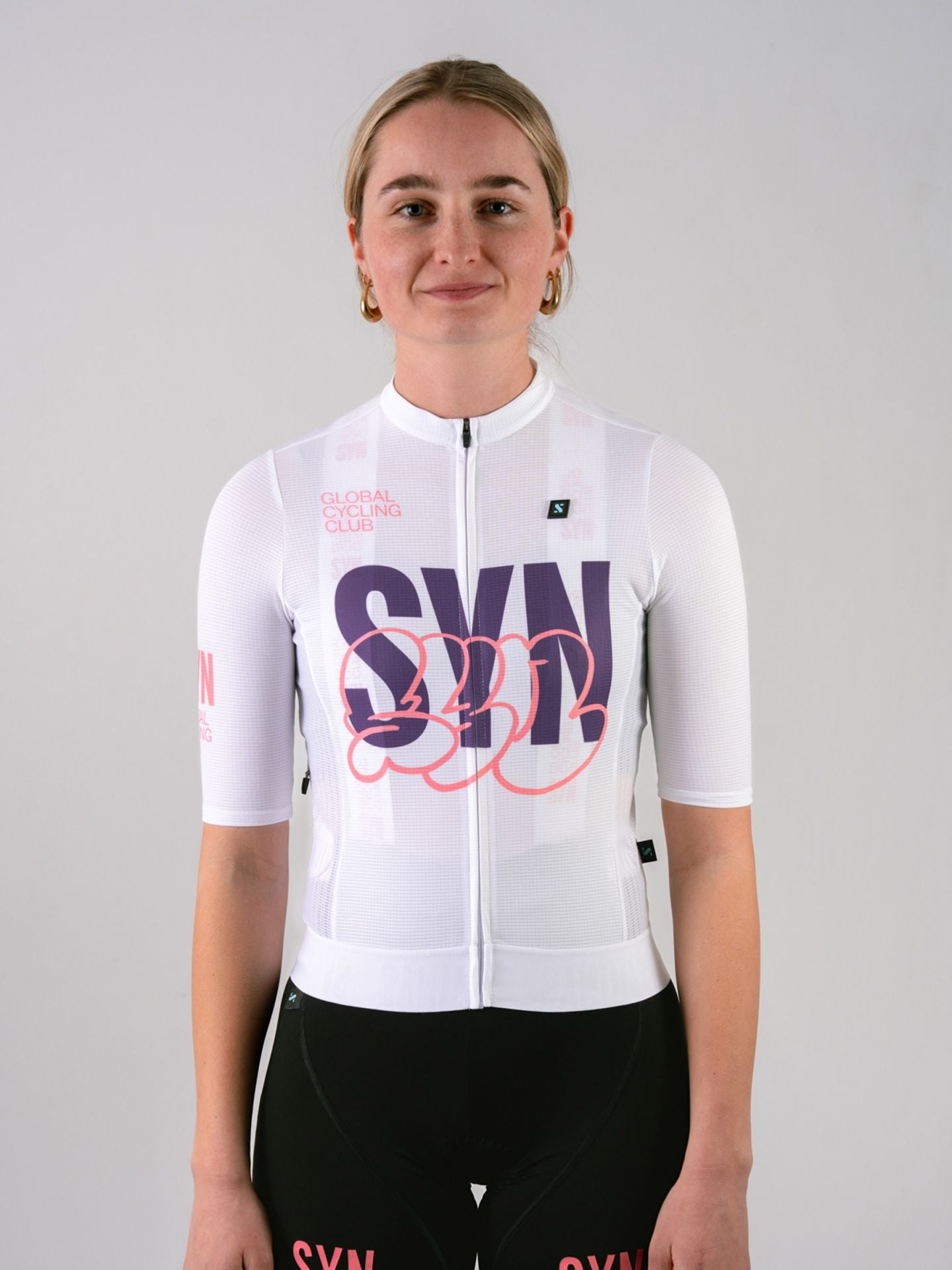 SYN - Women's Pro Design Lab Jersey Crossed - White - Nuremberg Germany - On model 