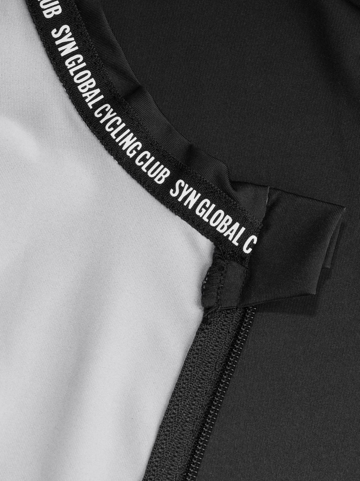 SYN - Men's Training Jersey 2.0 - Black - Nuremberg Germany - Zipper detail 