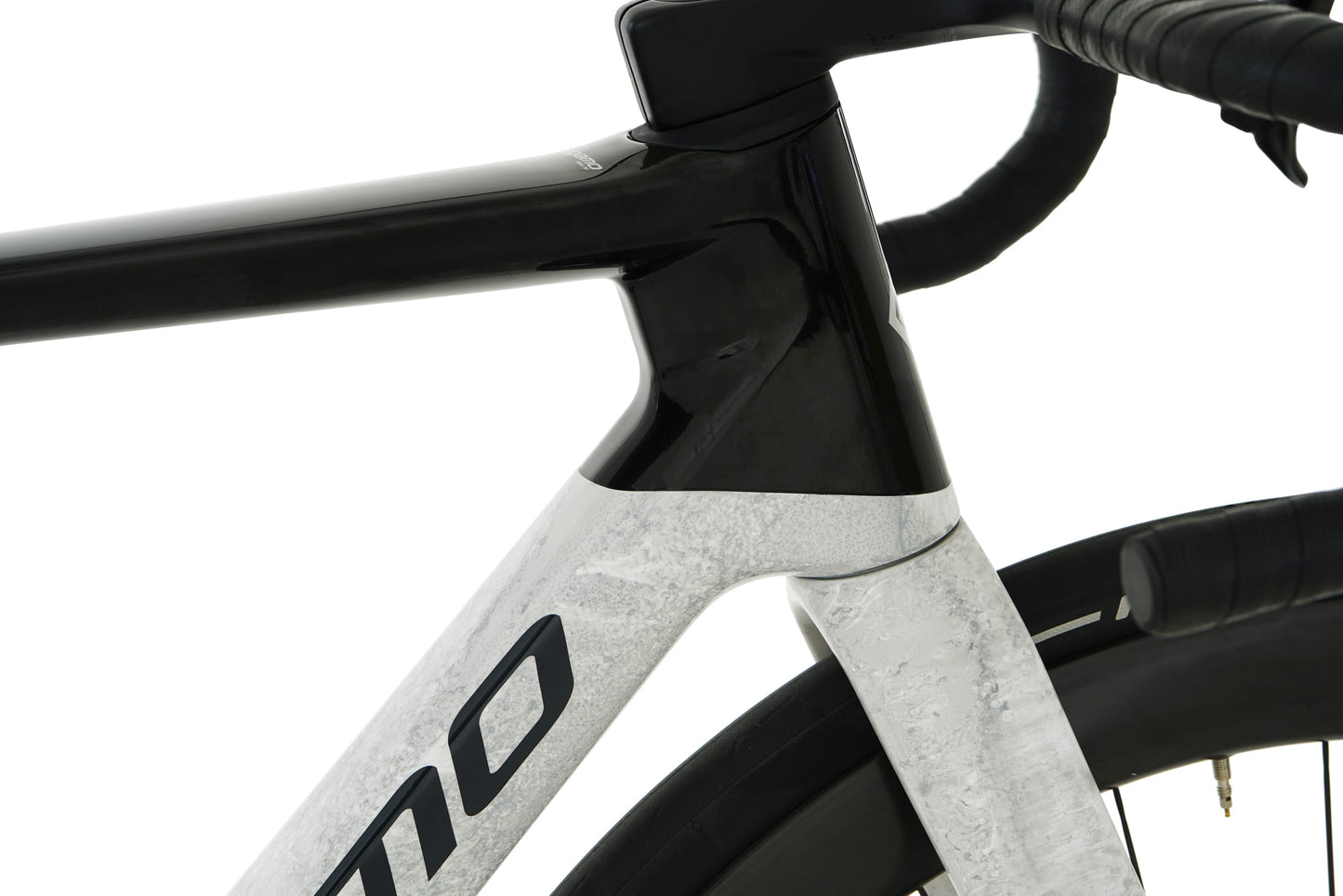 Megamo - Pulse White SLR 2026