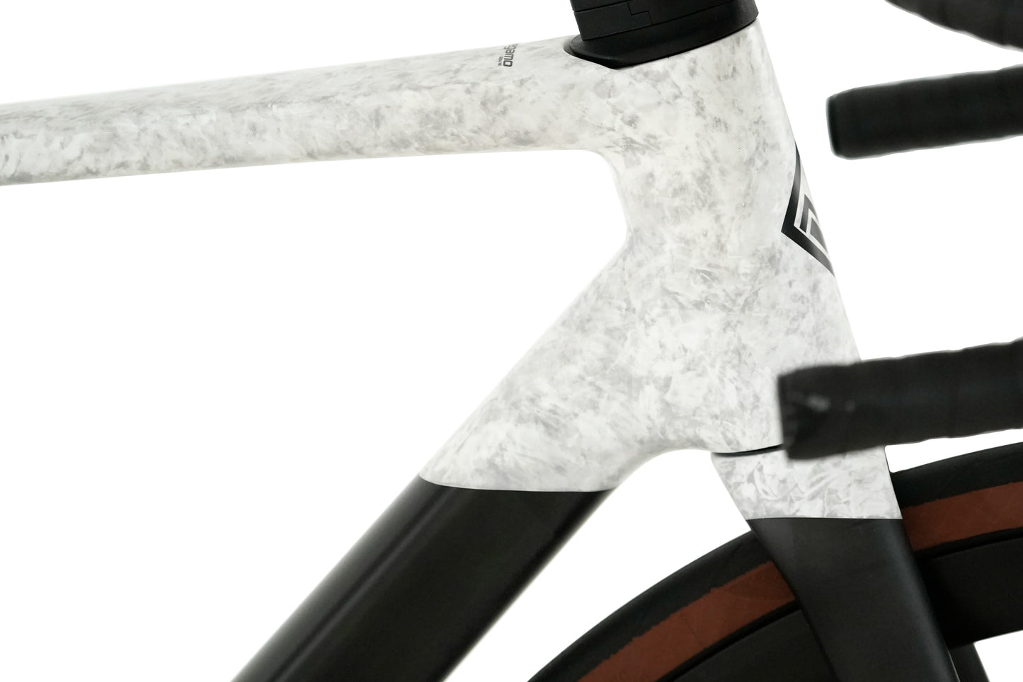 Megamo - SRAM AXS 2026 anheben