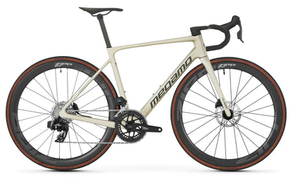 Megamo - SRAM AXS 2026 anheben