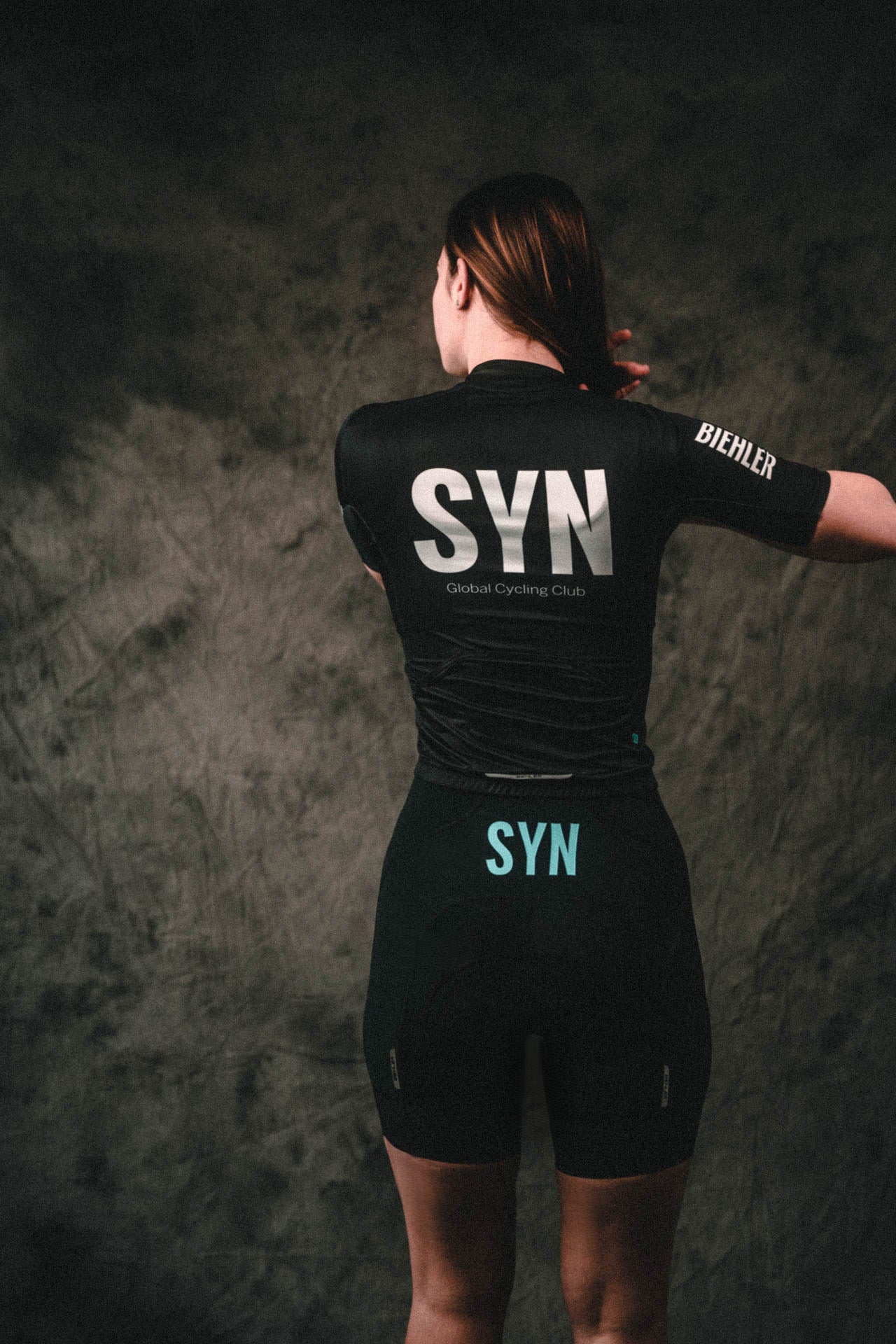 SYN - Women's Training Jersey - Black - Full Outfit - Nürnberg Deutschland