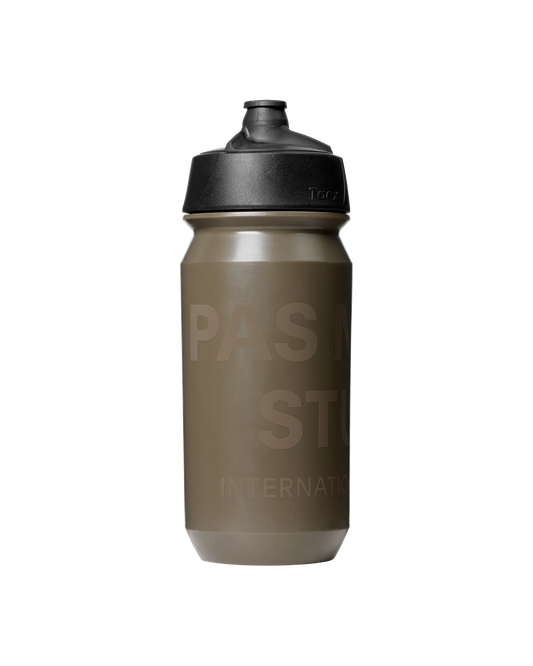 Pas Normal Studios - Logo Bidon - Mud - Nuremberg, Germany