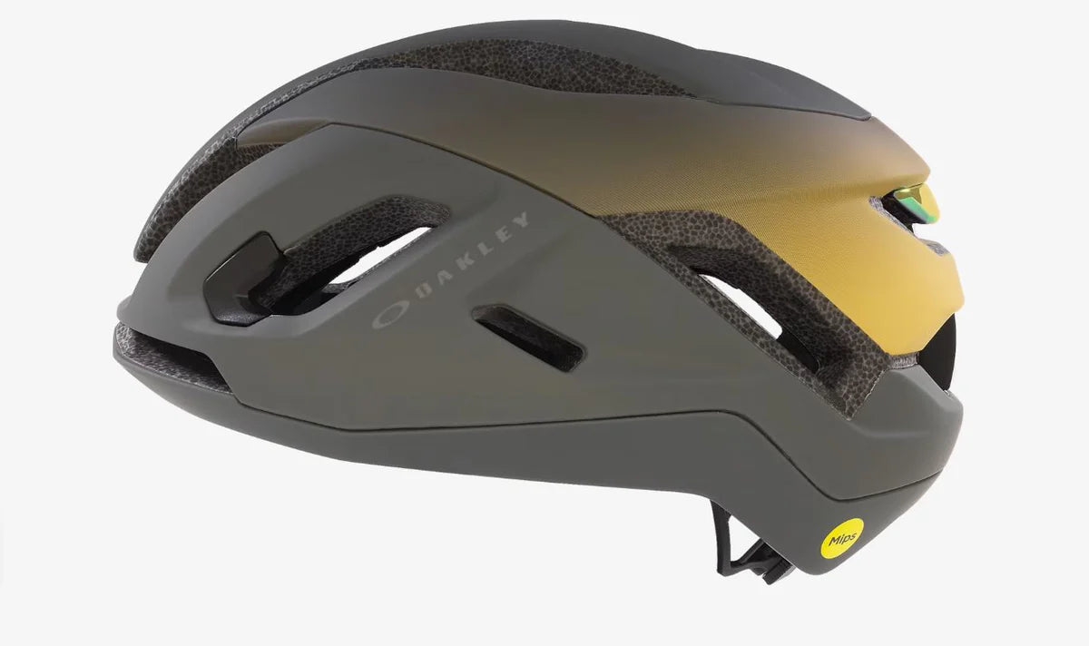 ARO5 Race x Oakley Helmet Nuremberg Germany