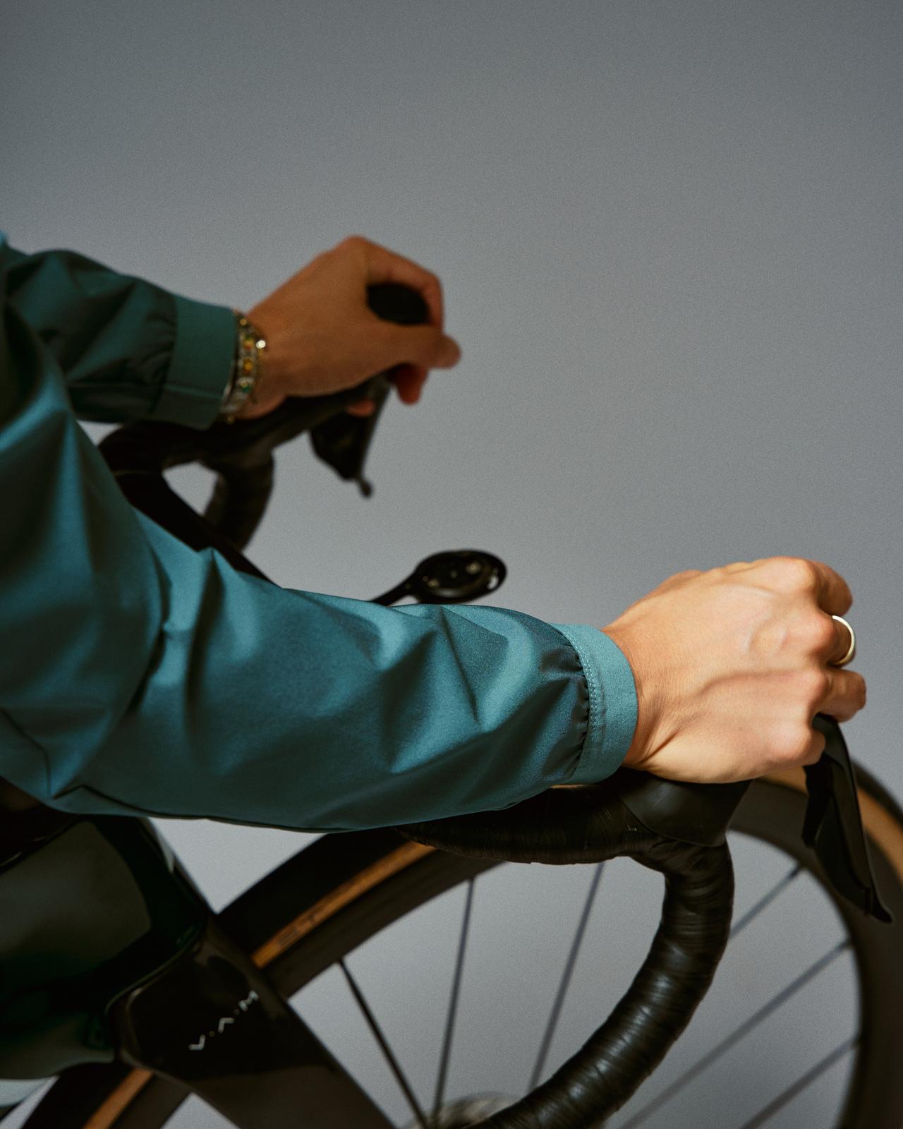 Pas Normal Studios - Women's Mechanism Stow Away Jacket - Grey Teal - Nuremberg Germany - Sleeve detail
