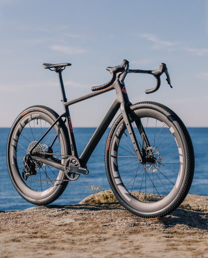 Megamo - West 2027 - Nude Black
