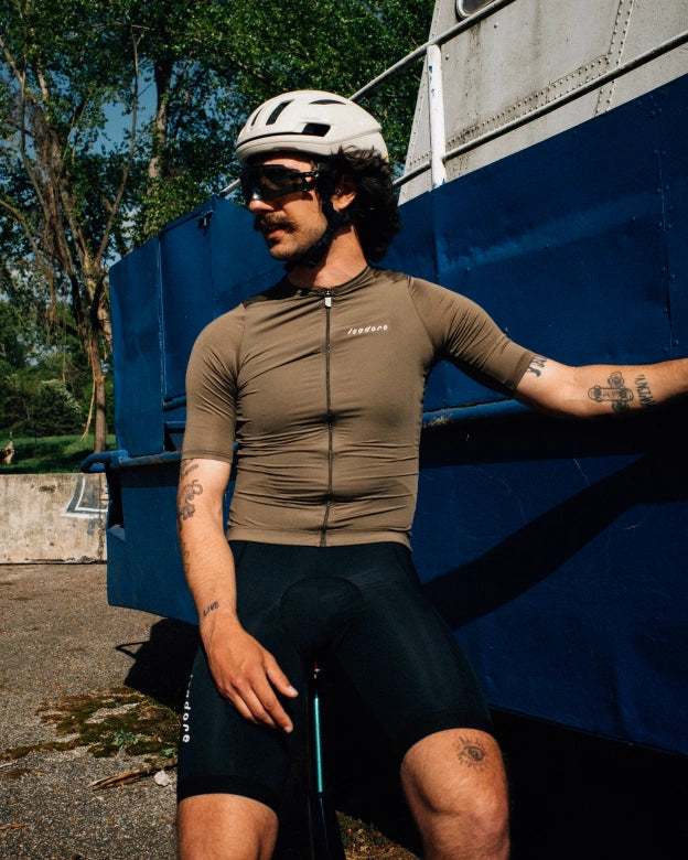 ISADORE - Men's Debut Bib Shorts - Black & White - Nuremberg, Germany