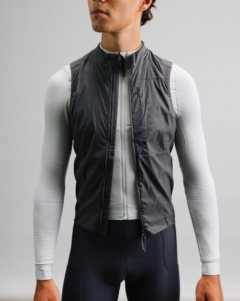 ISADORE - Men's Insulated Gilet - Dark Core - Nuremberg, Germany
